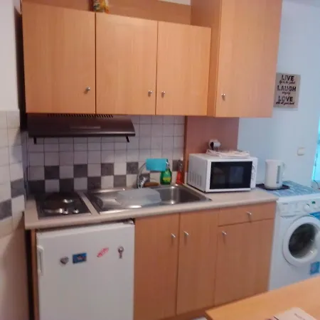 Gt アパート Rhodes City